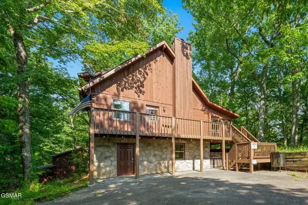 4372 Boogertown Rd #2, Sevierville, TN 37876