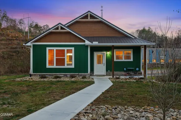 1012 Pinyon Circle, Pigeon Forge, TN 37863