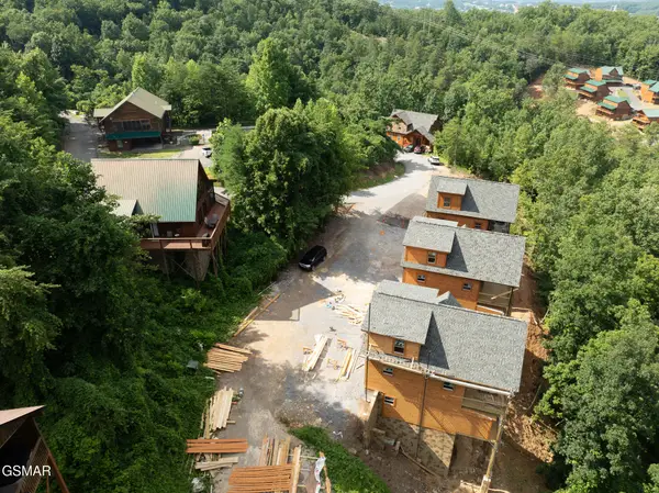 943 Pine Valley Way, Sevierville, TN 37862