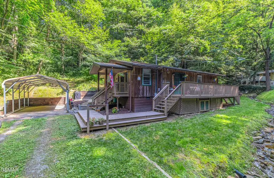 305 Shields View Drive, Gatlinburg, TN 37738 - Image #3