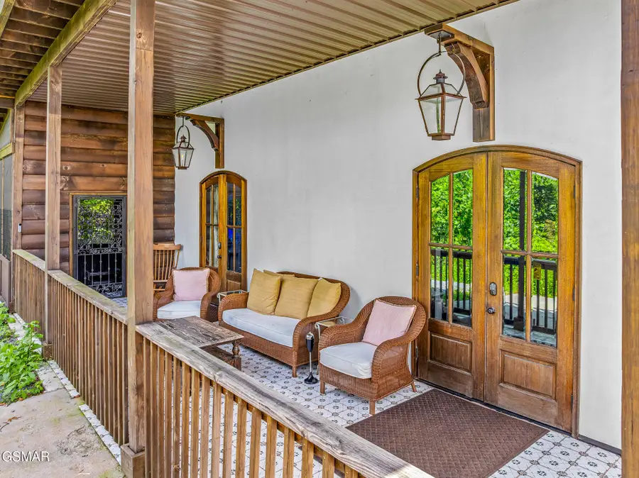 225 Chimney Tops Way, Gatlinburg, TN 37738 - Image #2