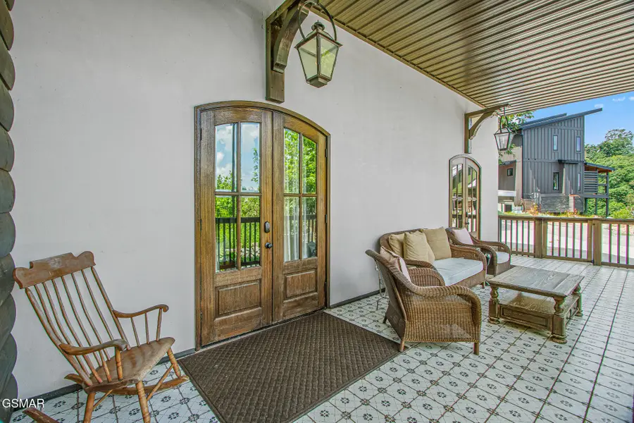 225 Chimney Tops Way, Gatlinburg, TN 37738 - Image #3