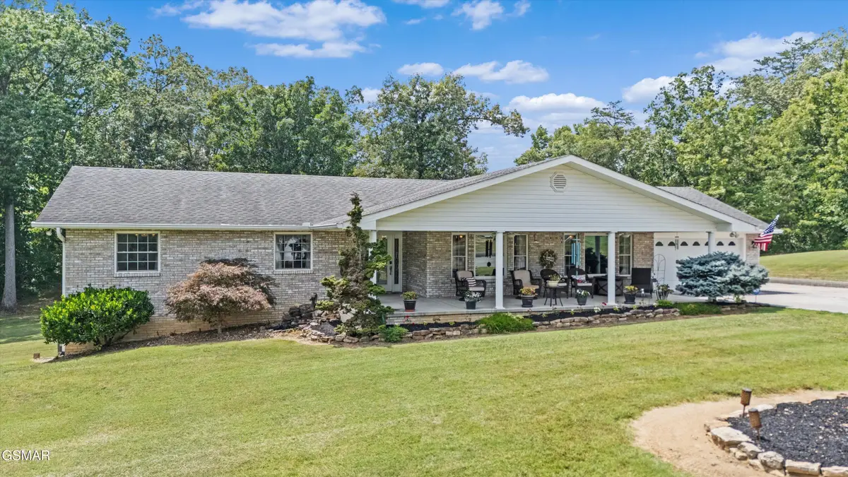 220 Cedarwood Dr Drive, Sevierville, TN 37876 - Image #1