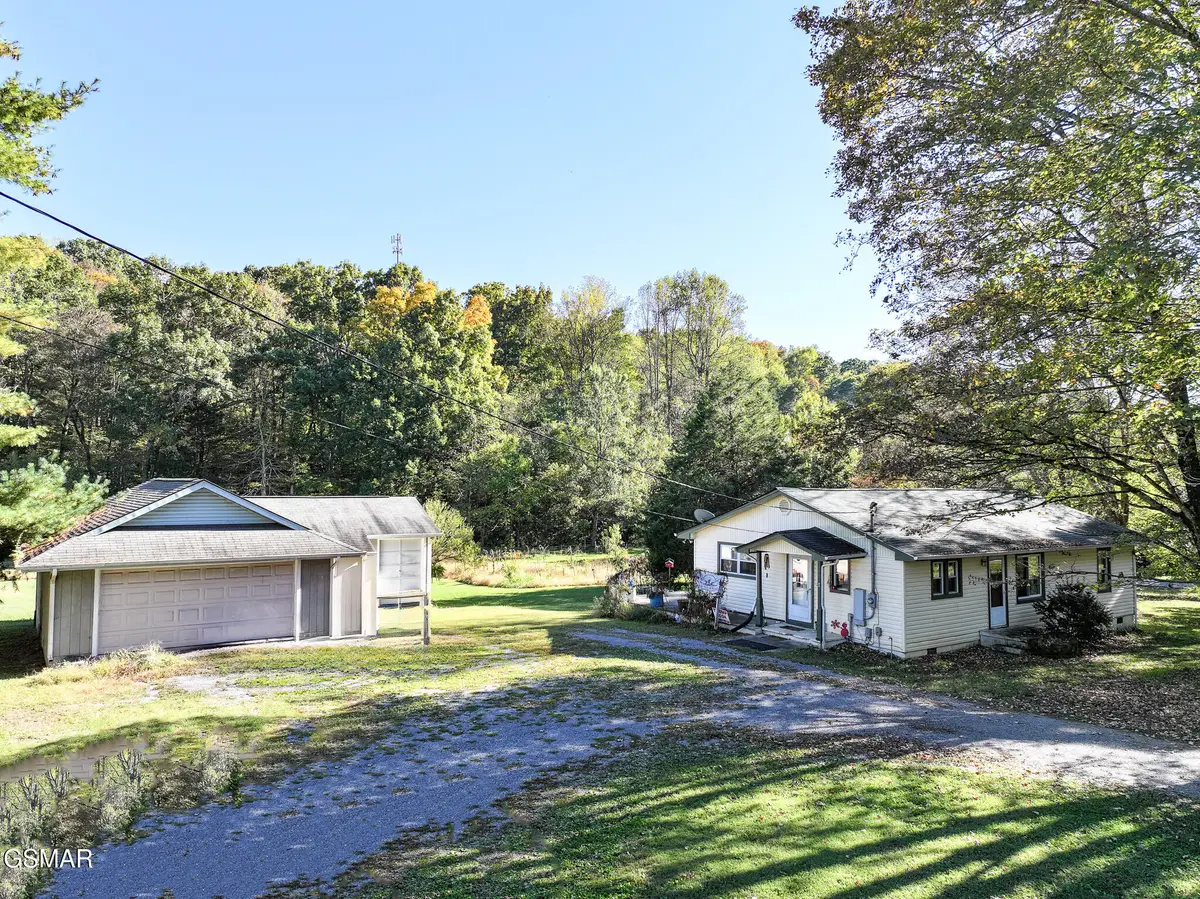 9902 Old Rutledge Pike, Mascot, TN 37806 - #1