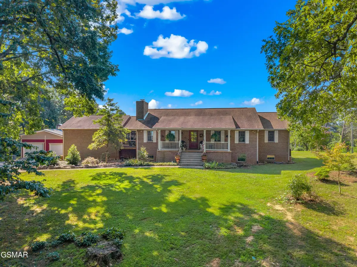 625 Armstrong Drive, Dandridge, TN 37725 - Image #1