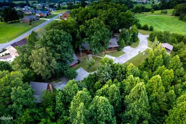 1311 Ina Grace Lane, Sevierville, TN 37862