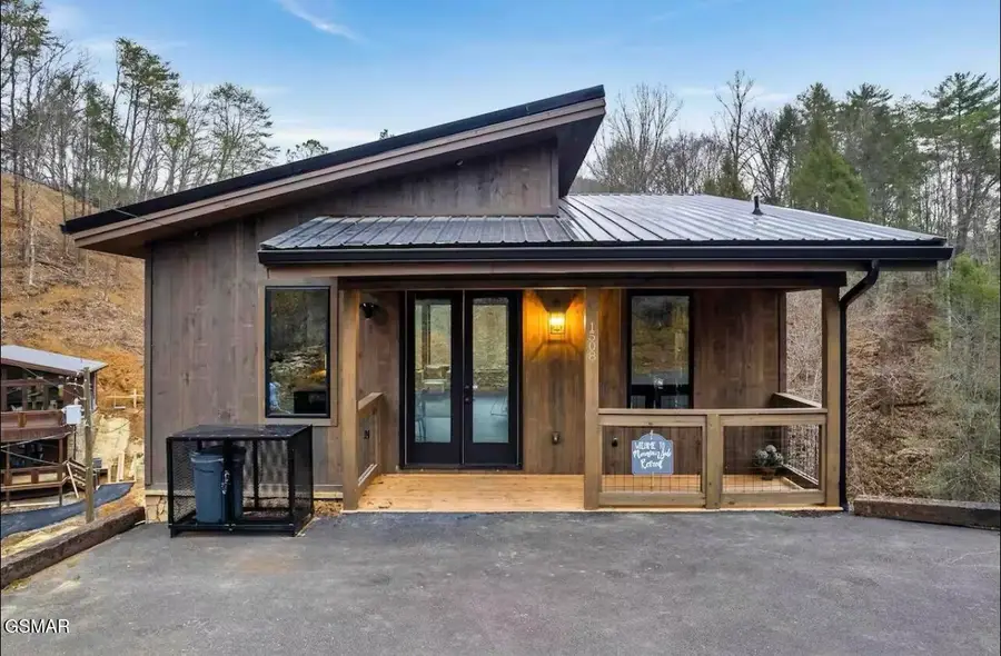 1508 Mountain Drive, Sevierville, TN 37876 - Image #2