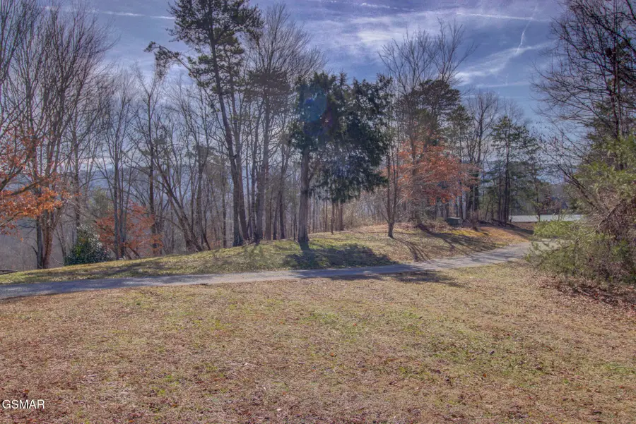 4575 Crooked Creek Way Lots 2 & 3, Maryville, TN 37803 - Image #2