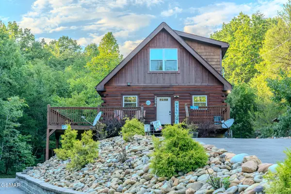 2594 Windfall Estates Drive Drive, Sevierville, TN 37876