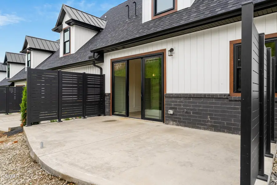 1043 Watch Hill Way, Sevierville, TN 37862 - Image #2