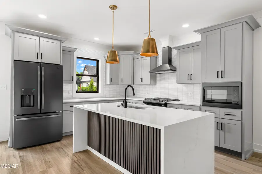 1056 Watch Hill Way, Sevierville, TN 37862 - Image #2