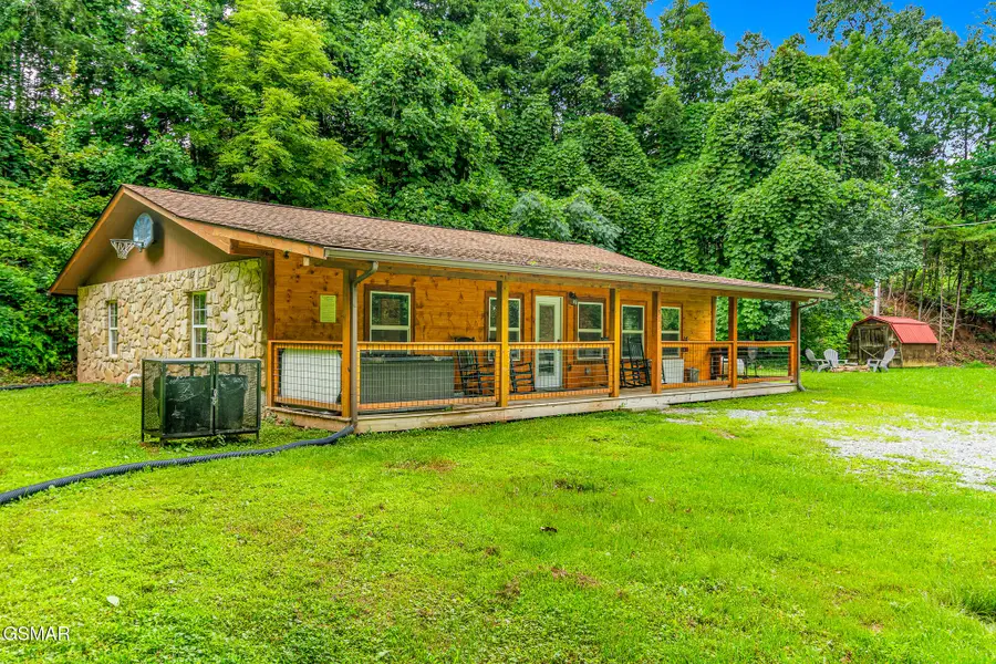 903 Johns Branch Road, Gatlinburg, TN 37738 - Image #2