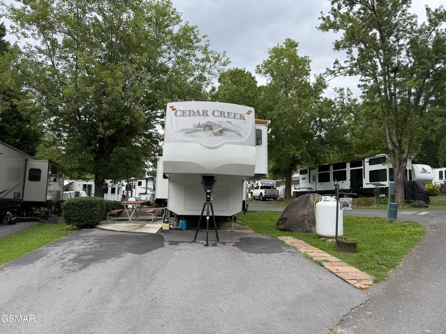 4229 E Parkway #53, Gatlinburg, TN 37738 - Image #2