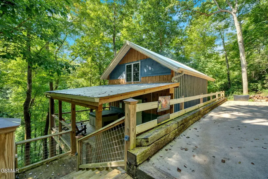 825 & 829 Willow Brook Way, Gatlinburg, TN 37738 - Image #3