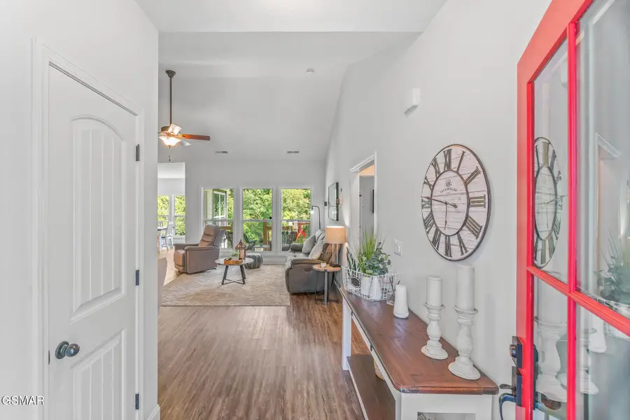 1319 Anglers Cove Way, Sevierville, TN 37876 - Image #2