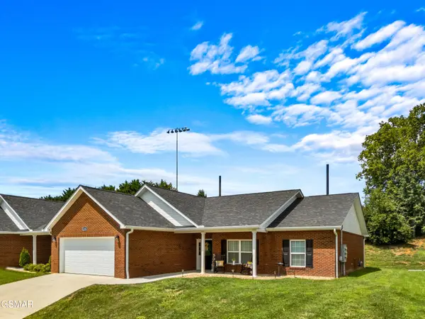 1036 Patriots Landing, Dandridge, TN 37725