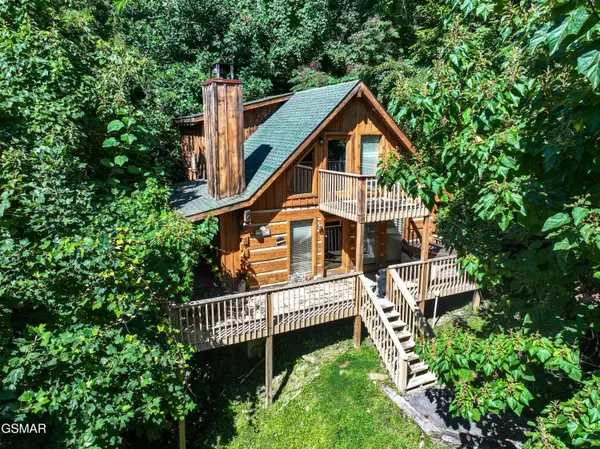 1264 Bavarian Way, Gatlinburg, TN 37738