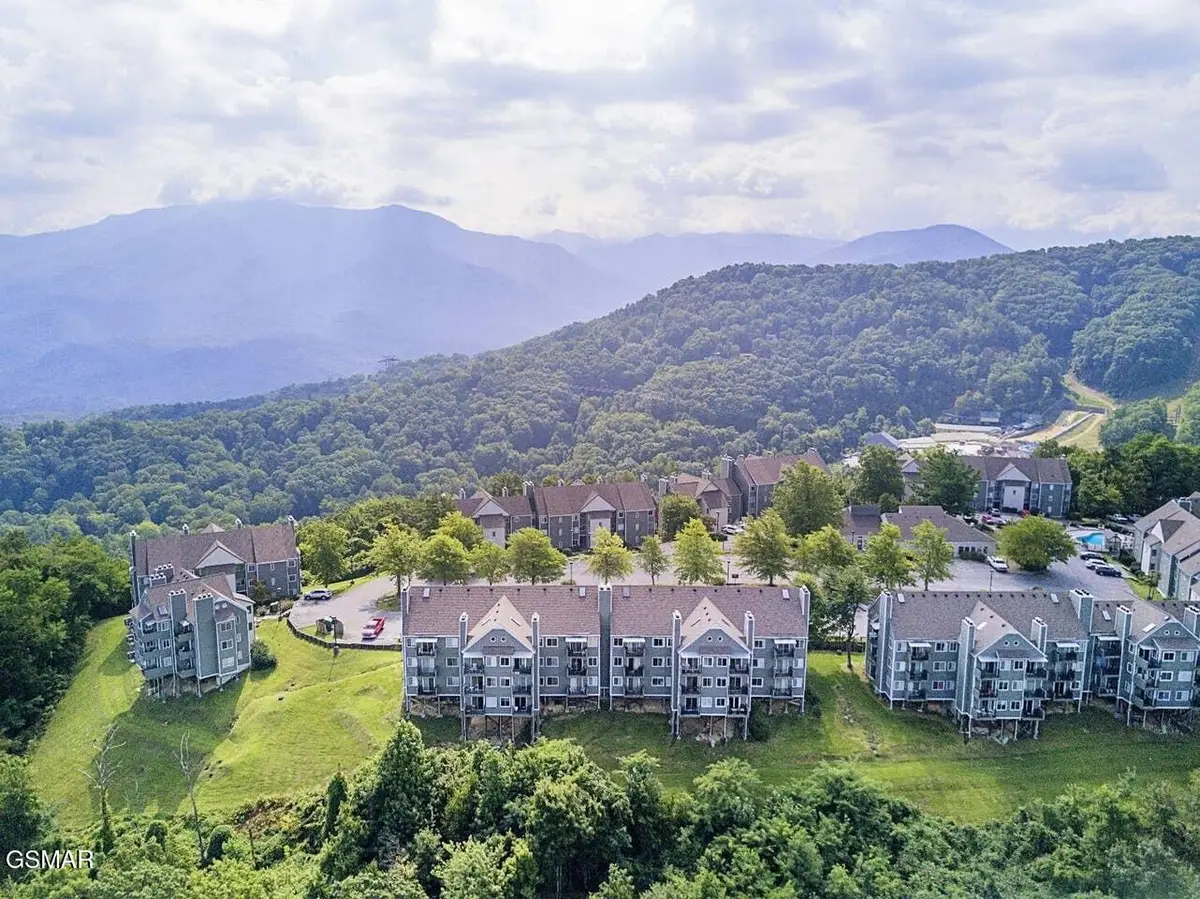 1260 Ski View Drive #APT 5204, Gatlinburg, TN 37738 - Image #1