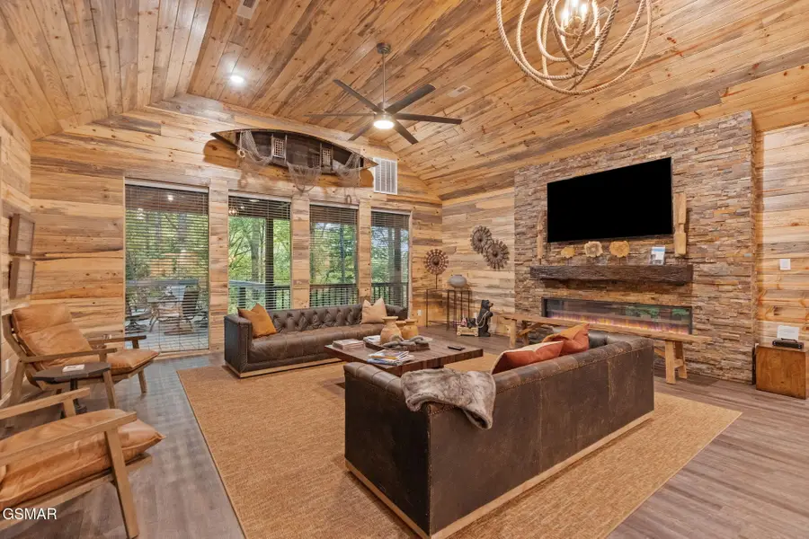 1421 Silver Poplar Lane, Sevierville, TN 37876 - #2