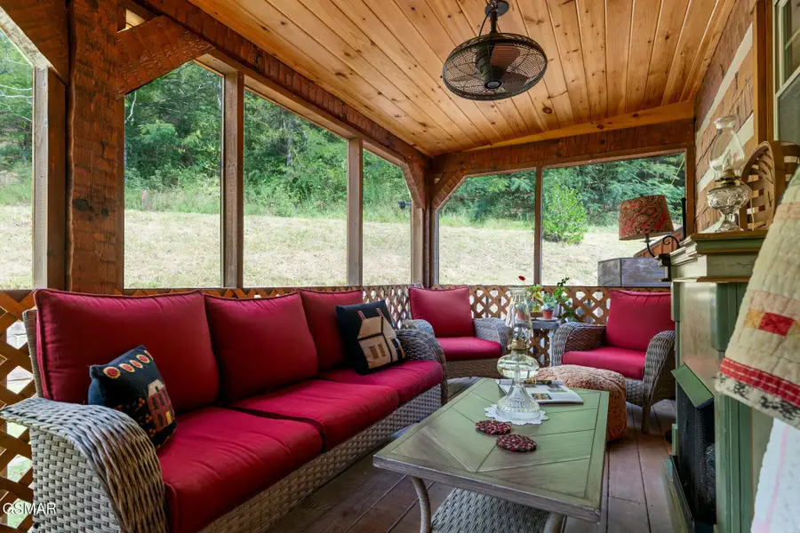 1303 Witt Hollow Road, Sevierville, TN 37862 - Image #2