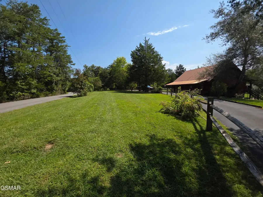 2875 E Walnut Grove Road, Sevierville, TN 37876 - Image #3