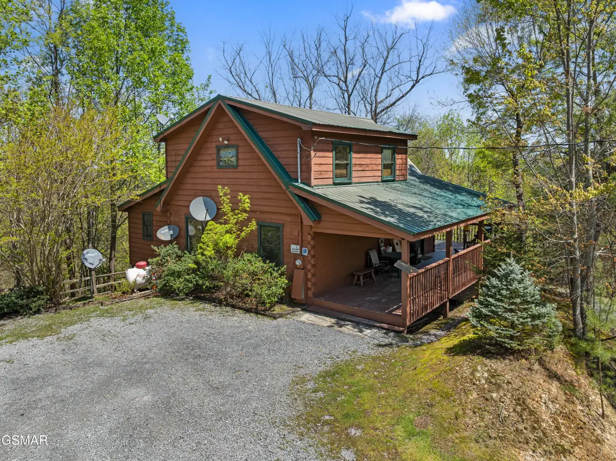 4388 Carolina Cove Way, Pigeon Forge, TN 37863 - Image #1