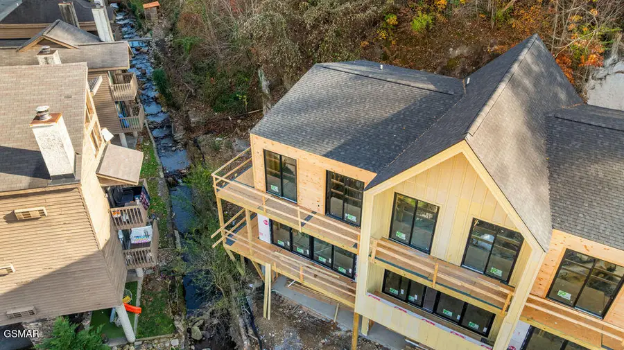 215 Circle Drive #2, Gatlinburg, TN 37738 - Image #3
