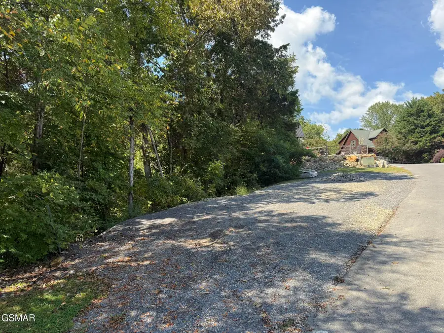 320 Oak Haven Way Way, Sevierville, TN 37876 - Image #2