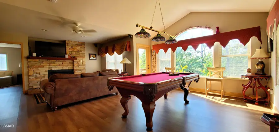 2218 Village Summit Drive, Sevierville, TN 37862 - Image #2