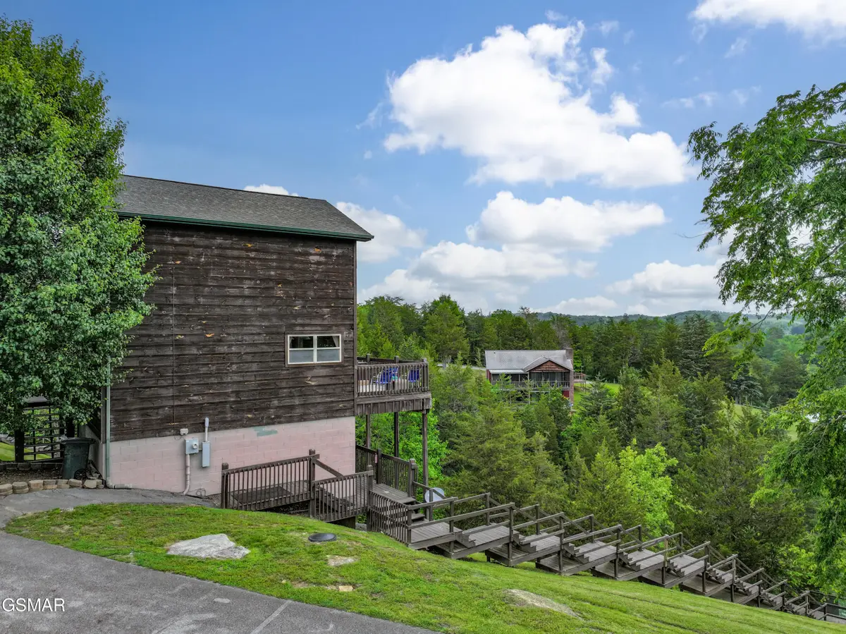 2350 Kerr Road, Sevierville, TN 37876 - Image #1