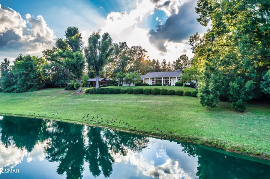 312 Paine Lake Drive, Sevierville, TN 37862 - #2