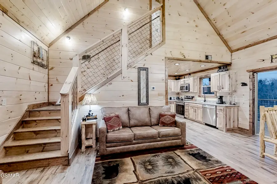 1150 E Kings Ridge Road, Gatlinburg, TN 37738 - Image #3