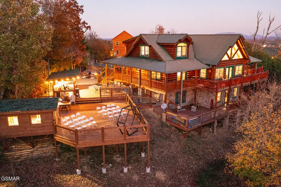 1119 N Trail Drive, Sevierville, TN 37862 - Image #2