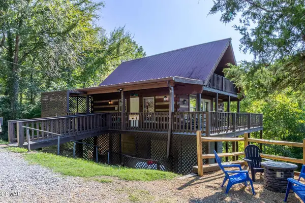 1455 Honey Oaks Way, Sevierville, TN 37876