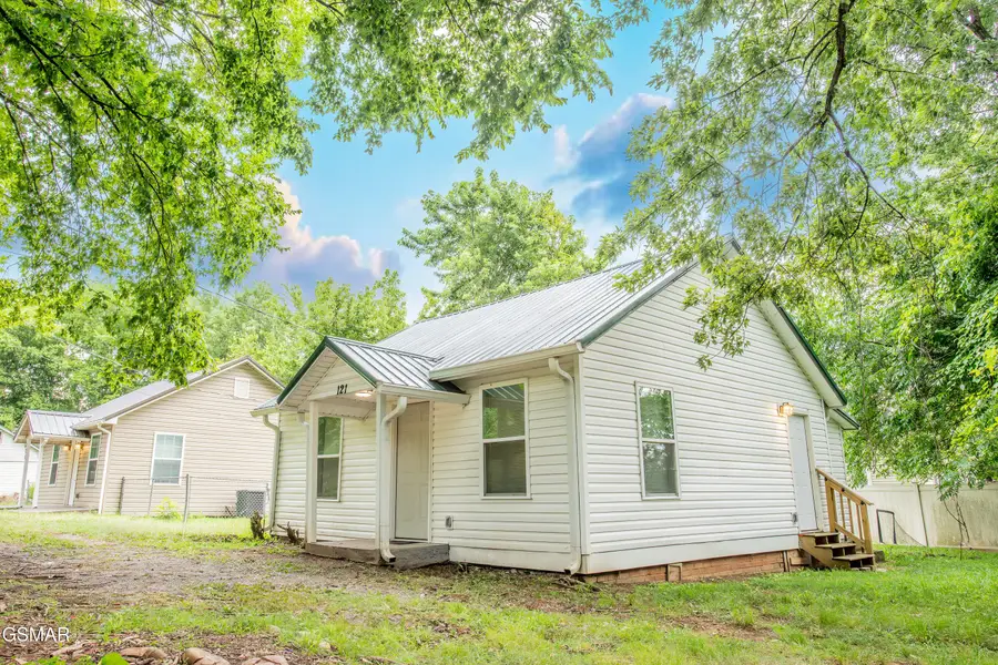 121 North Parkway, Sevierville, TN 37876 - Image #3