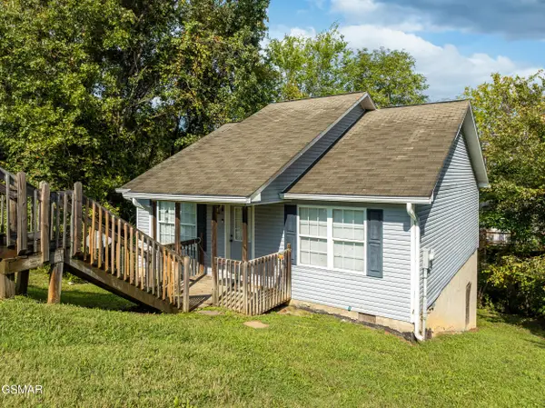 238 Gray Slate Circle, Sevierville, TN 37876
