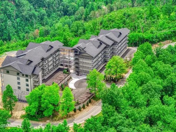 855 Campbell Lead Road #301, Gatlinburg, TN 37738