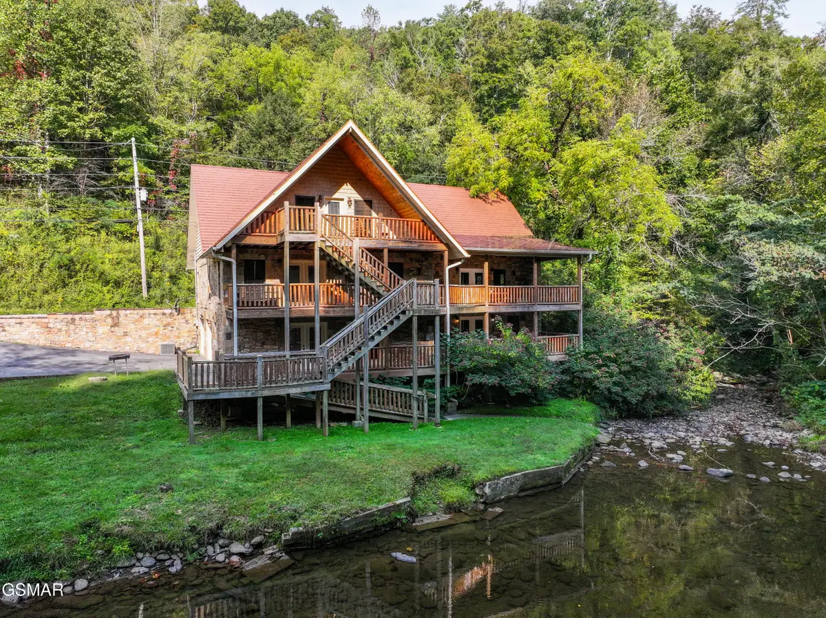 4273 Pittman Center Road, Sevierville, TN 37876 - #1