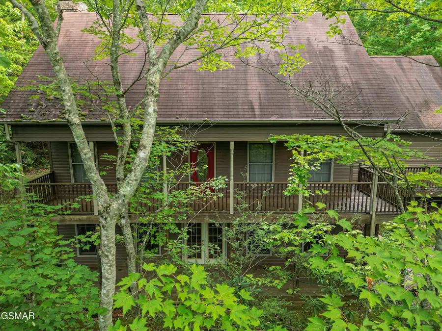 521 Jefferson Road, Gatlinburg, TN 37738 - Image #2