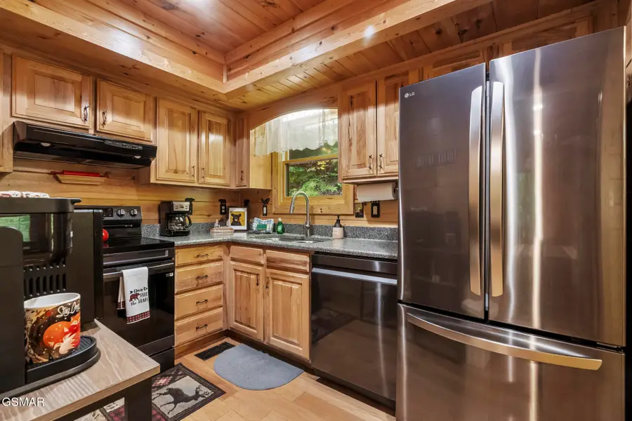 4275 Parkside Village Drive, Sevierville, TN 37862 - Image #3