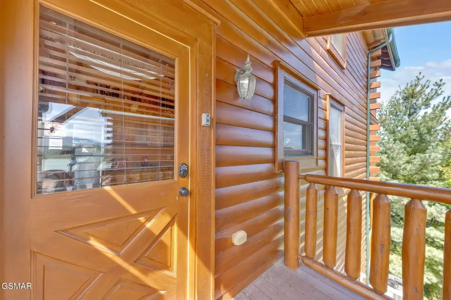 2835 White Oak Ridge Lane, Sevierville, TN 37862 - Image #2