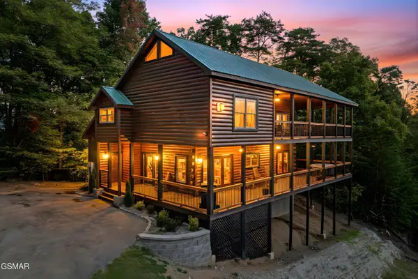 1854 Fantasy Way, Sevierville, TN 37876