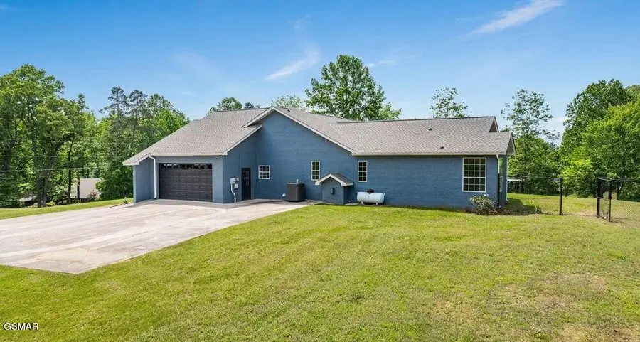 2289 Allenridge Drive, Sevierville, TN 37876 - Image #2