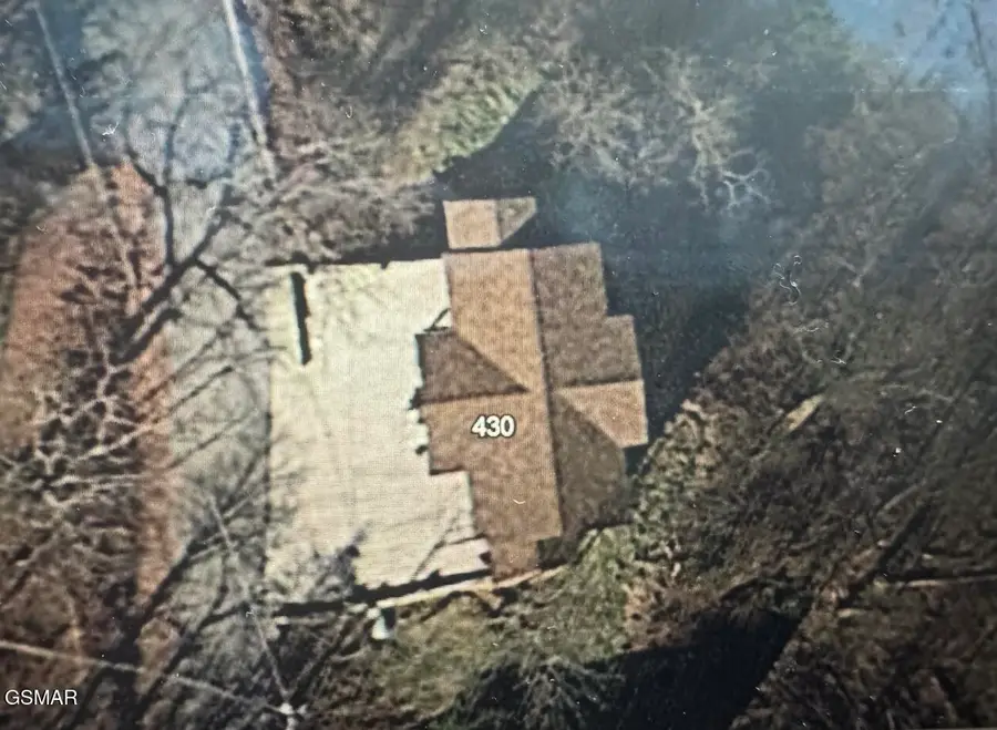 430 Greystone Heights Road, Gatlinburg, TN 37738 - Image #2