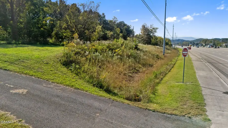 Lot 34 Winfield Dunn Parkway, Sevierville, TN 37876 - Image #2