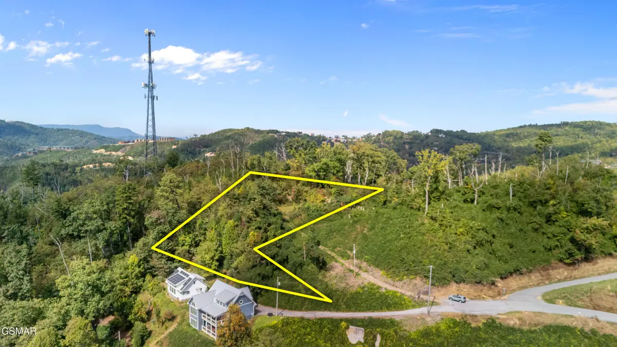 674 Woodland Drive, Gatlinburg, TN 37738 - Image #1