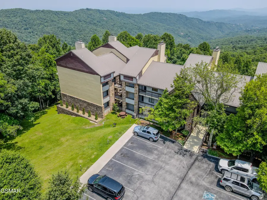 1130 Ski View Drive #UNIT 105, Gatlinburg, TN 37738 - Image #3