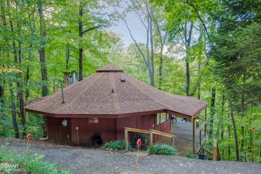 1429 Zurich Road, Gatlinburg, TN 37738 - Image #2