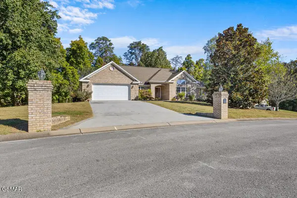 140 Gallahad Ct, Sevierville, TN 37876