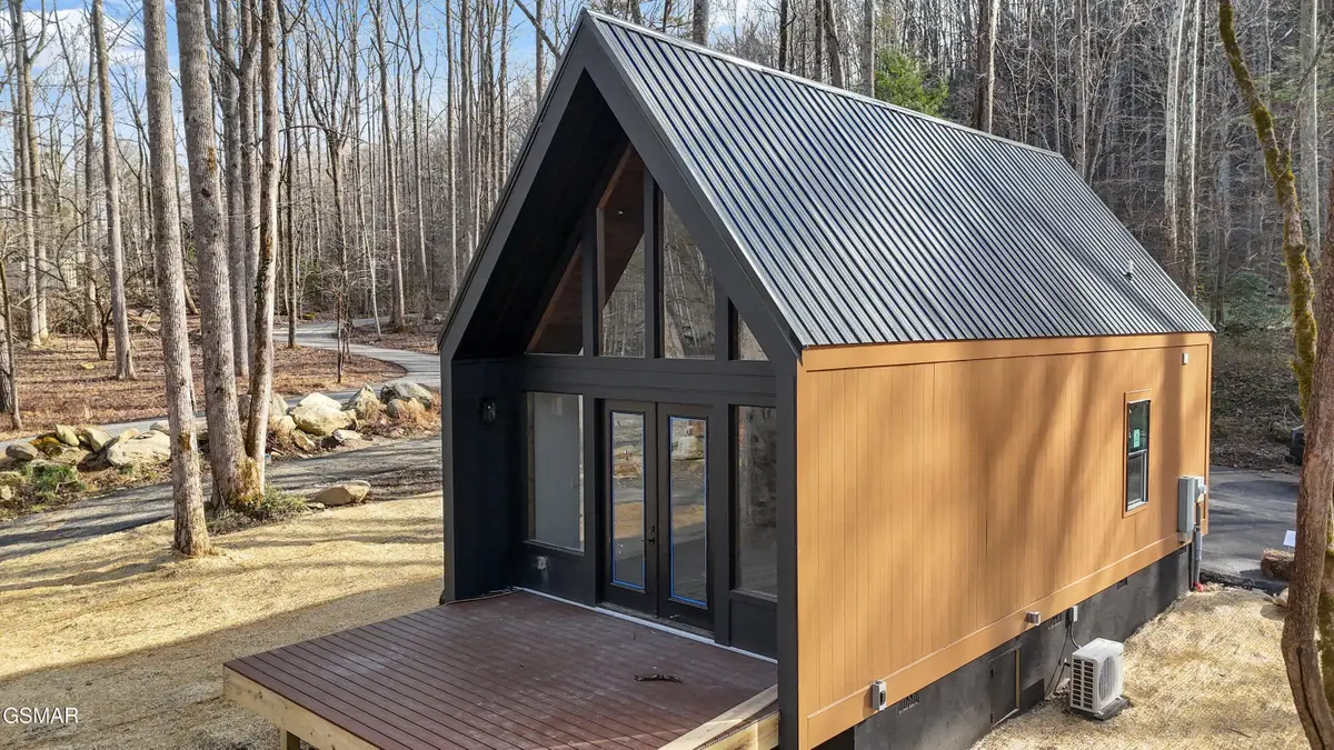 210 Braydens Way, Gatlinburg, TN 37738 - Image #1